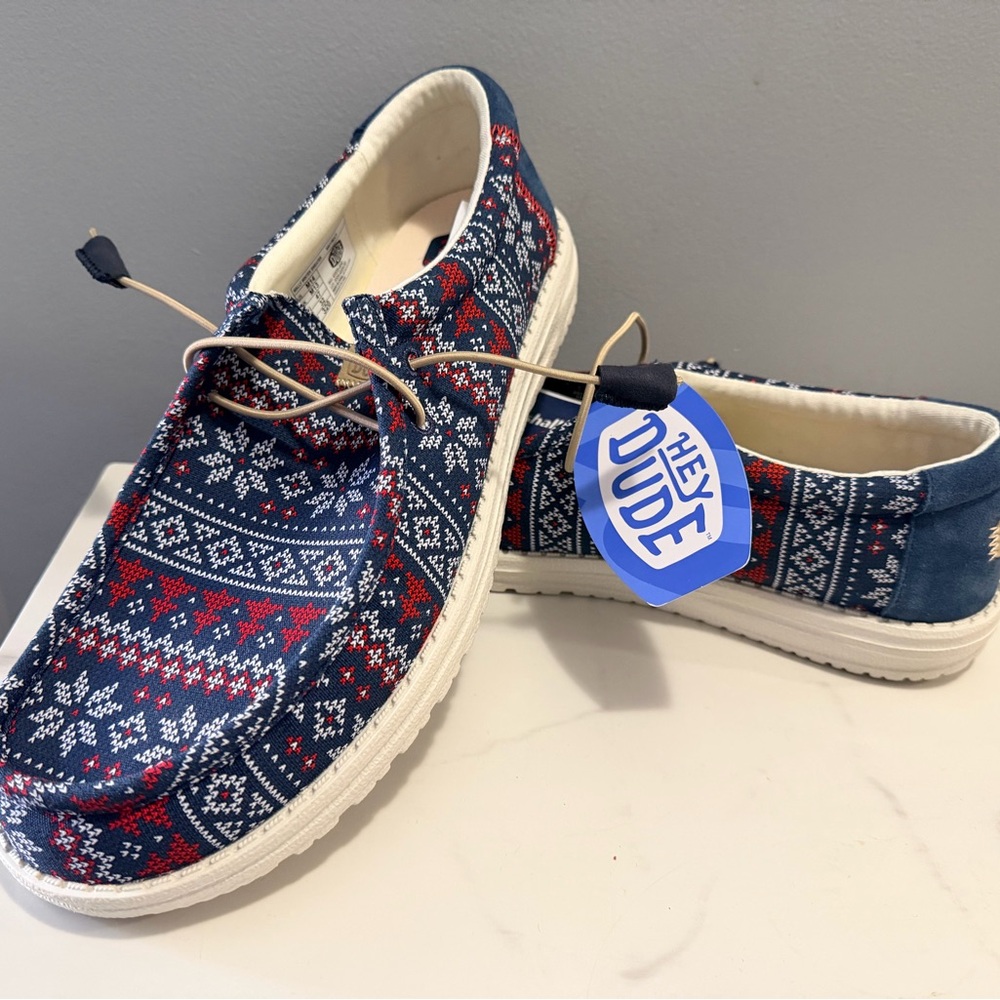 Hey Dude Festive Knit Slip-Ons Mens 14 NEW